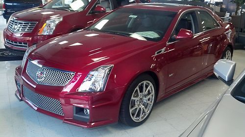 2012 cadillac cts v sedan 4-door 6.2l no reserve