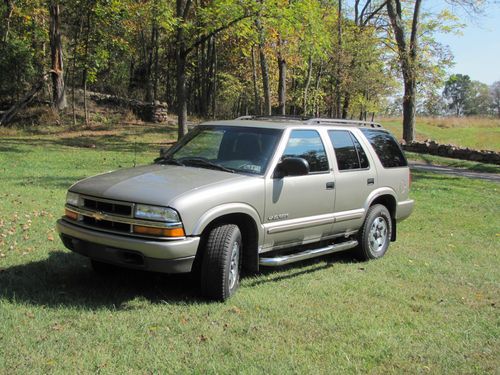 2003 chevrolet blazer 4 door 4x4    72k miles - one owner - garage kept -