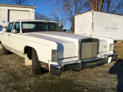 1979 lincoln continental town car, 59k miles, very good to excellent condition