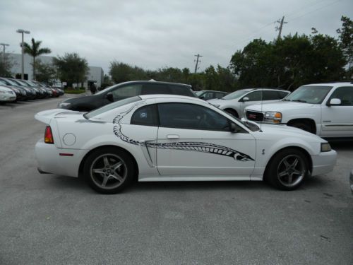 2001 ford svt cobra coupe 2-door 4.6l