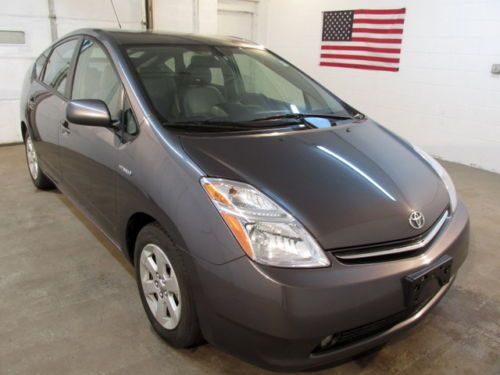 *1-owner* leather navigation fully loaded clean title &amp; history 50mpg!