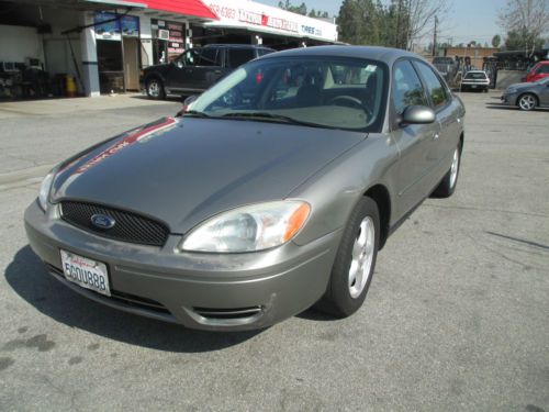 2004 Ford taurus driver door