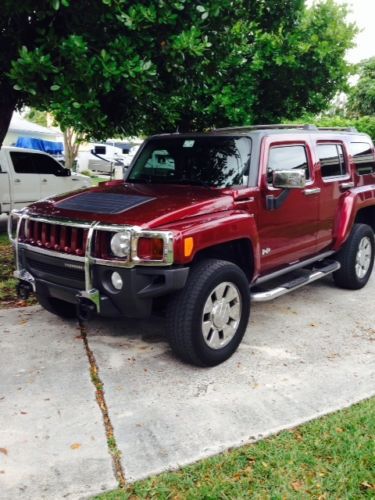 Hummer h3 in excellent condition!!!! garage kept in south florida