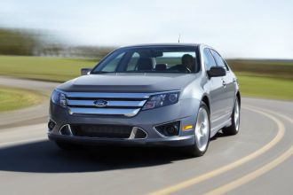 2011 ford fusion sport