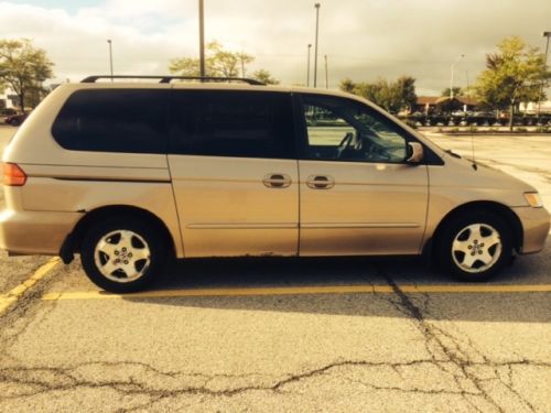 2001 honda odyssey! 3rd row! leather! power sliding doors! low low miles