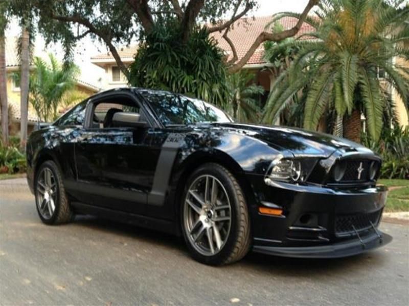 2013 ford mustang laguna seca