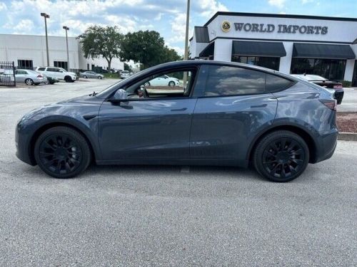 2023 tesla model y long range