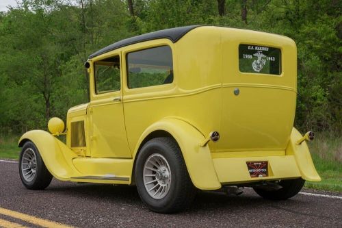 1930 ford model a 5-window tudor