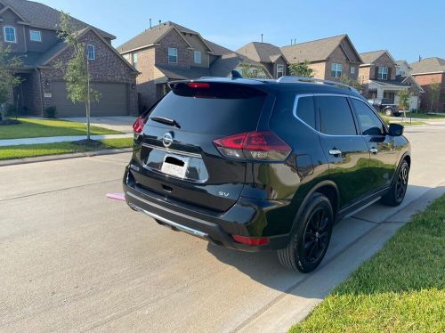 2018 nissan rogue sv