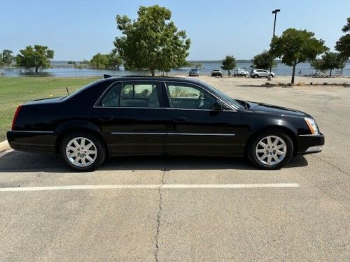 2009 cadillac dts luxury 5 passenger 4dr sedan