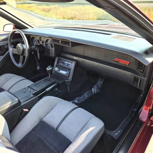 1988 chevrolet camaro iroc z 2dr convertible