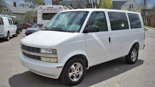 2003 chevrolet astro base standard passenger van 3-door 4.3l