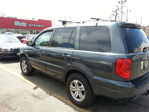 2005 honda pilot ex sport utility 4-door 3.5l, third row seat,no reserve