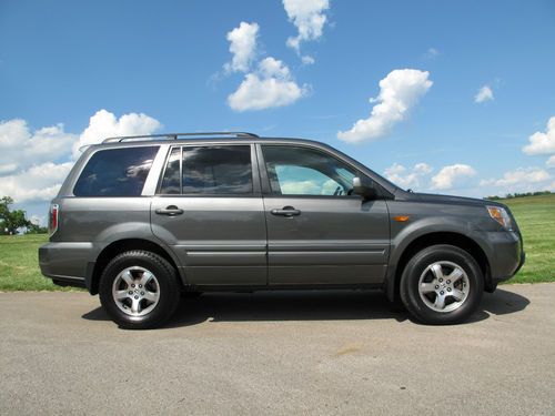 2007 honda pilot exl 4x4 with dvd 1 owner  no reserve!!!