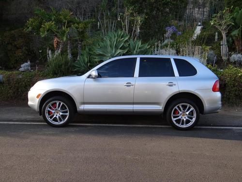 2003 porsche cayenne turbo sport utility 4-door 4.5l