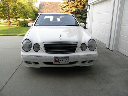 Purchase used 2000 Mercedes-Benz E320 4D Sedan White -One Owner- Only ...