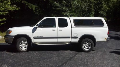 2002 toyota tundra sr5 extended cab pickup 4-door 4.7l white