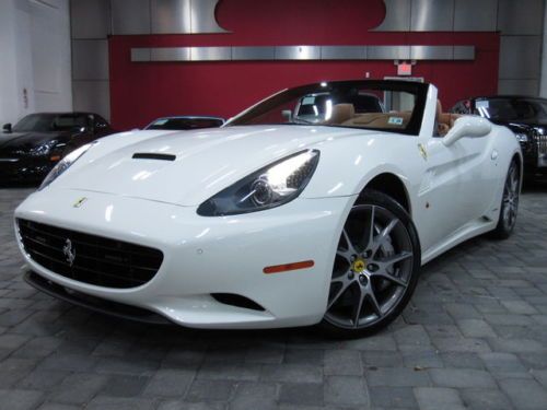 2011 ferrari california ~ factory warranty through april 2014 ~ stunning &amp; cheap