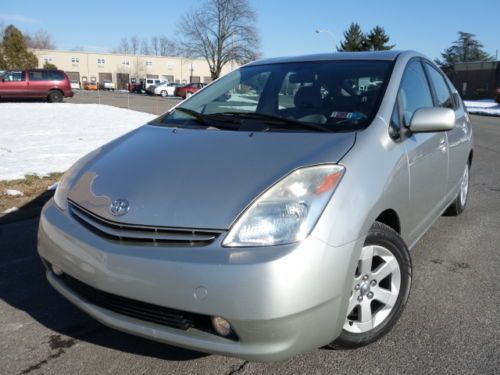 Toyota prius hybrid package 4 xenon gas saver smart key autocheck  no reserve