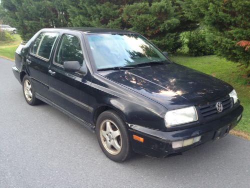 Low miles, 2.0 4 cyl - great gas mpg, clean and clear title, good tires