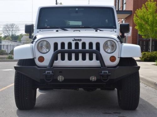 2011 jeep wrangler unlimited sahara