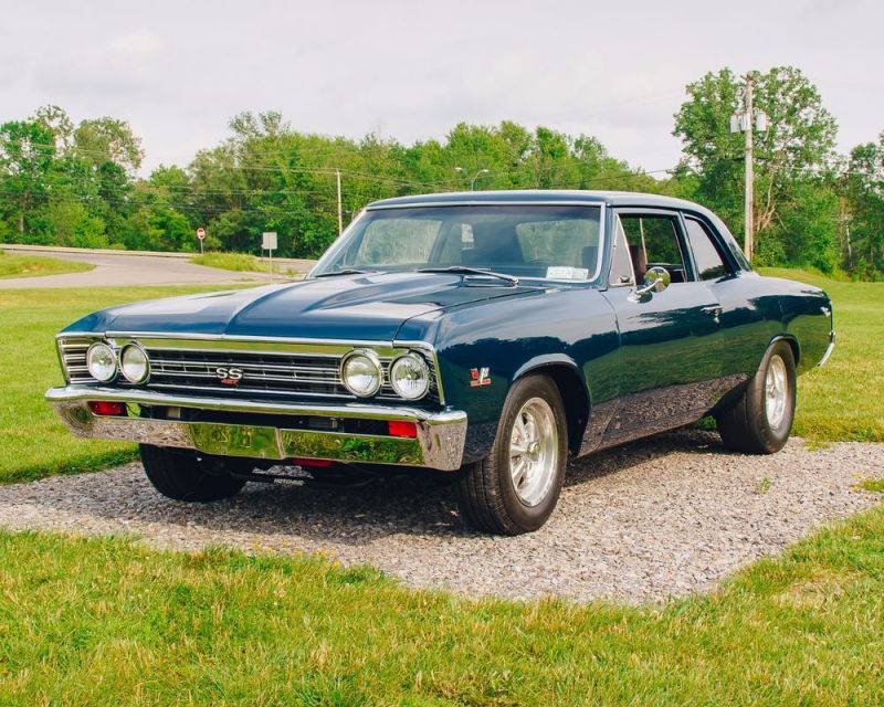 1967 chevrolet chevelle sedan 300