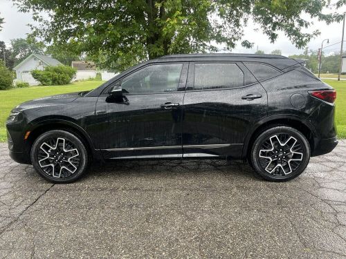 2023 chevrolet blazer rs (loaded with options, 6 month warranty)