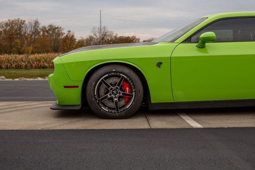 2015 dodge challenger srt hellcat