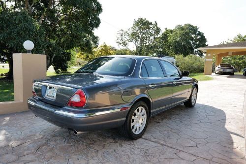 2004 jaguar xj8