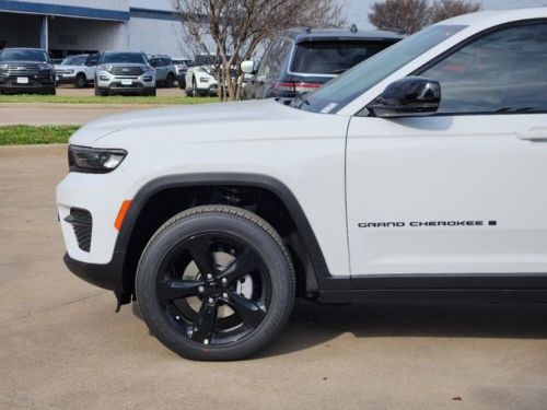 2024 jeep grand cherokee altitude x 4x4