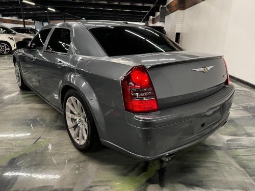 2006 chrysler 300 series srt-8