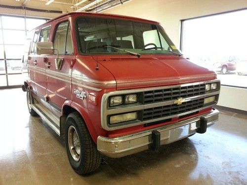 1993 chevrolet chevy van g20 110in wb (cooper lanie 317-837-2009)