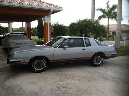 1986 1/2 pontiac grand prix 2+2 -aerocoup - limited production