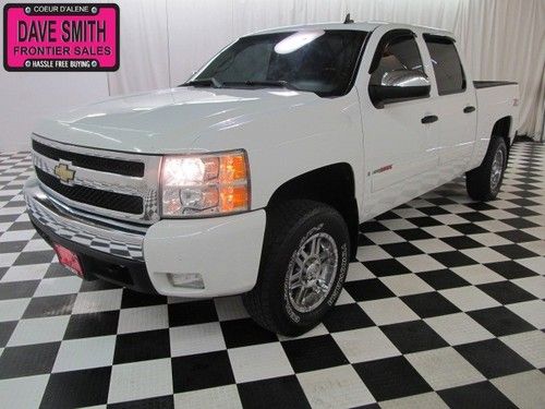 2007 crew cab short box cd player tint tow hitch spray liner xm radio