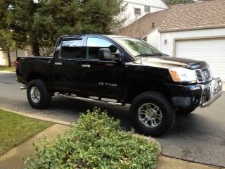 2006 nissan titan se crew cab pickup 4-door 5.6l