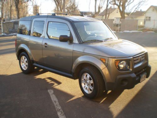 Honda element 2007 ex super clean, single owner