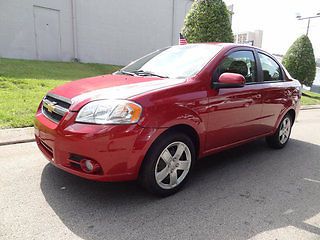 2011 chevrolet aveo lt/ w 2 lt sedan 4-door 1.6l