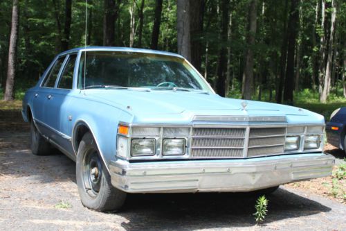 1979 chrysler lebaron base sedan 4-door 5.2l