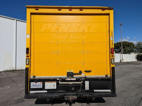 2013 gmc savana 16ft box truck with loading ramp