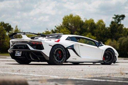 2019 lamborghini aventador svj lp 770-4 $60,000 in upgrades