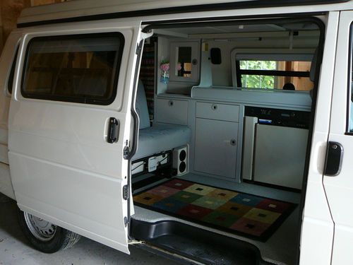 Purchase used 2003 Volkswagen Eurovan Camper by Winnebago, 92K miles in ...