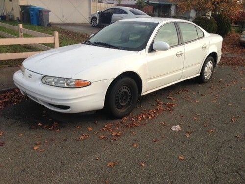 2001 oldsmobile alero  4cyl gas saver sedan