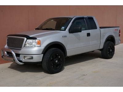 05 ford f150 fx4 ext cab 4x4 texas truck cd bedliner  carfax cert xd wheels!!!!!