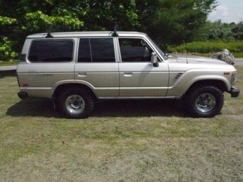 1989 toyota land cruiser base sport utility 4-door 4.0l