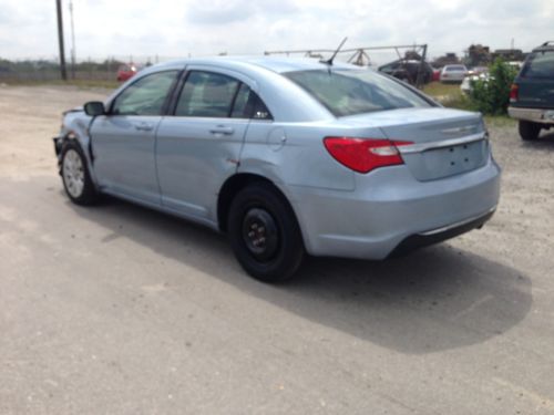 Chrysler 200 repairable rebuildable salvage 300 lawaway plan available midsize
