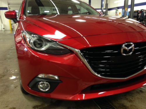 4dr sdn auto s touring mazda mazda3 sedan s touring