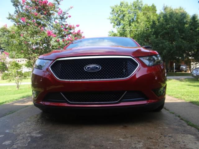 2013 - ford taurus