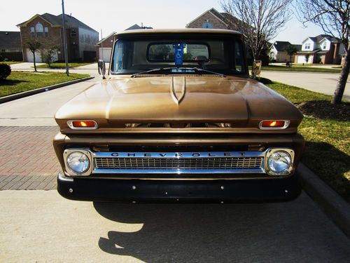 1966 chevrolet custom c10 1/2 ton stepside short bed