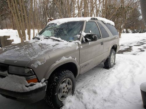 2000 chevrolet blazer ls sport utility 2-door 4.3l