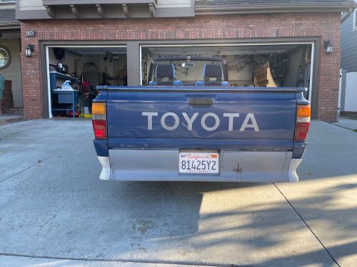 1986 toyota 1/2 ton pickup